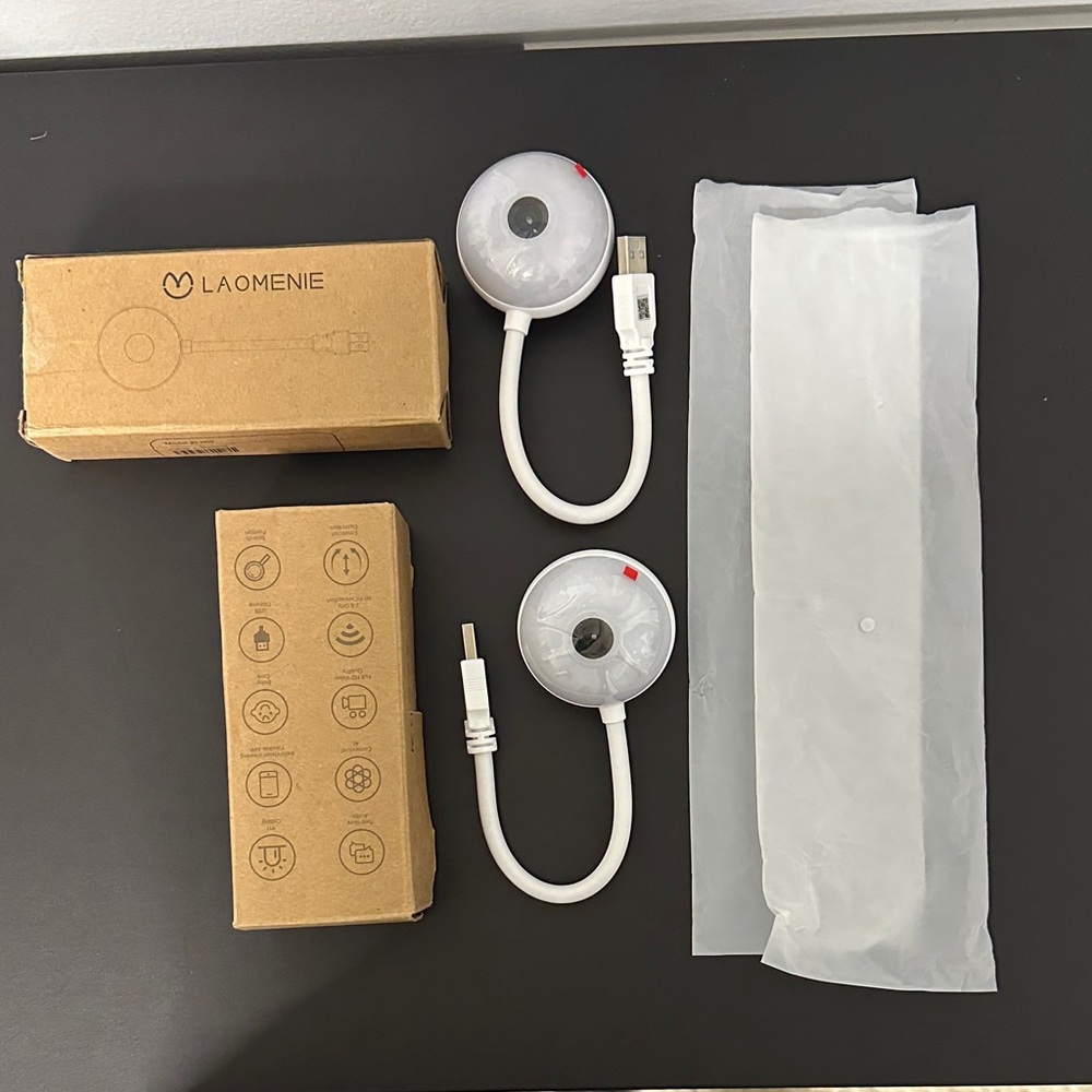 Laomenie Motion Sensor LED Security Camera Lights. NWT